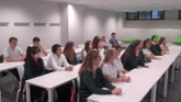 Visita de la escuela Aixa-Lla&#xfc;t a la Facultad de Medicina
